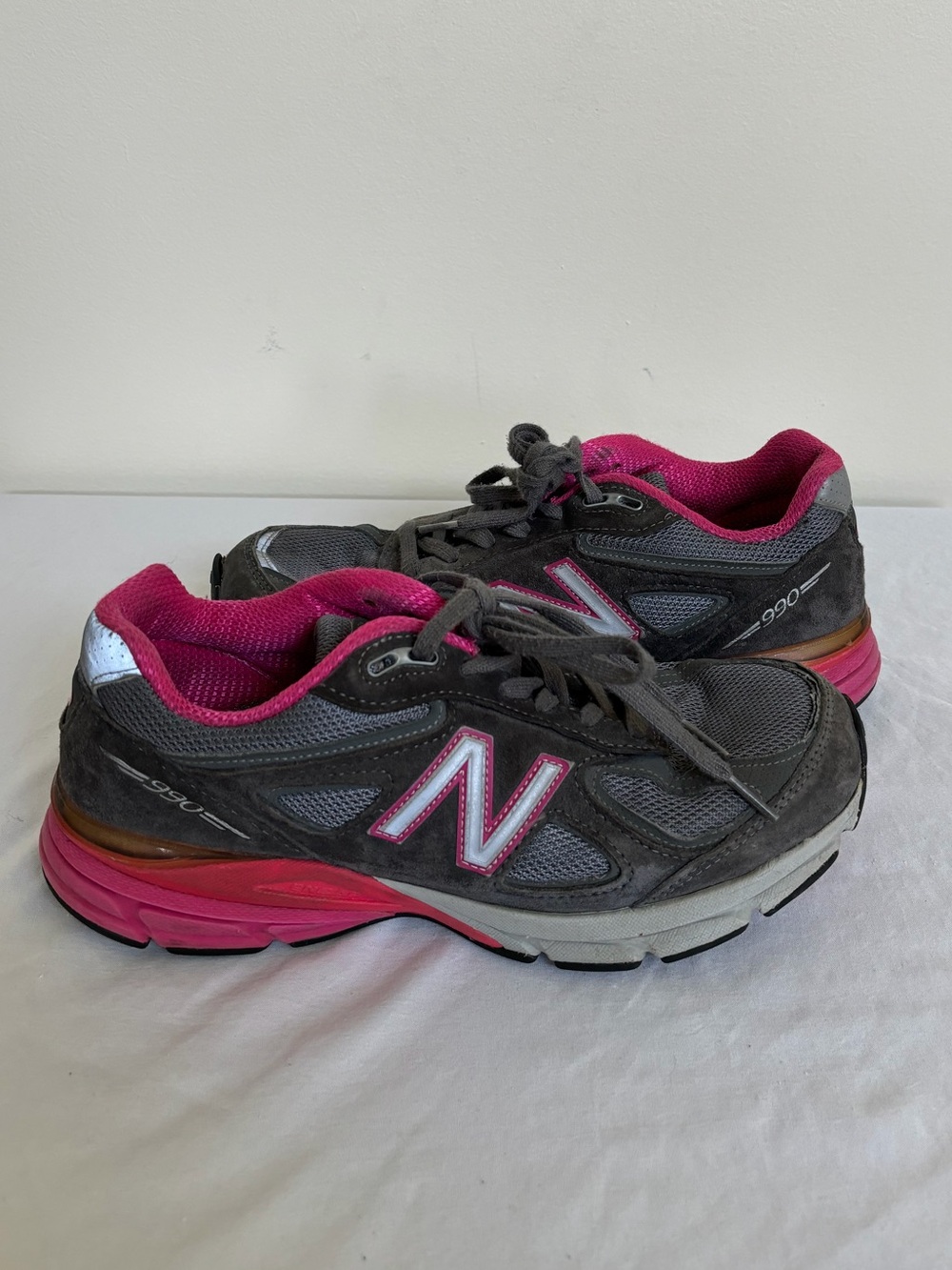 New Balance 990v4 Womens Running Shoe Size 8 D Made USA W990GP4 Gray Pink
